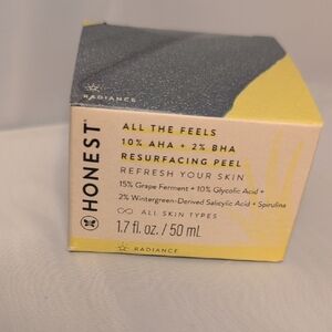 The Honest Company Skincare All the Feels Resurfacing Peel 10% AHA 2% BHA